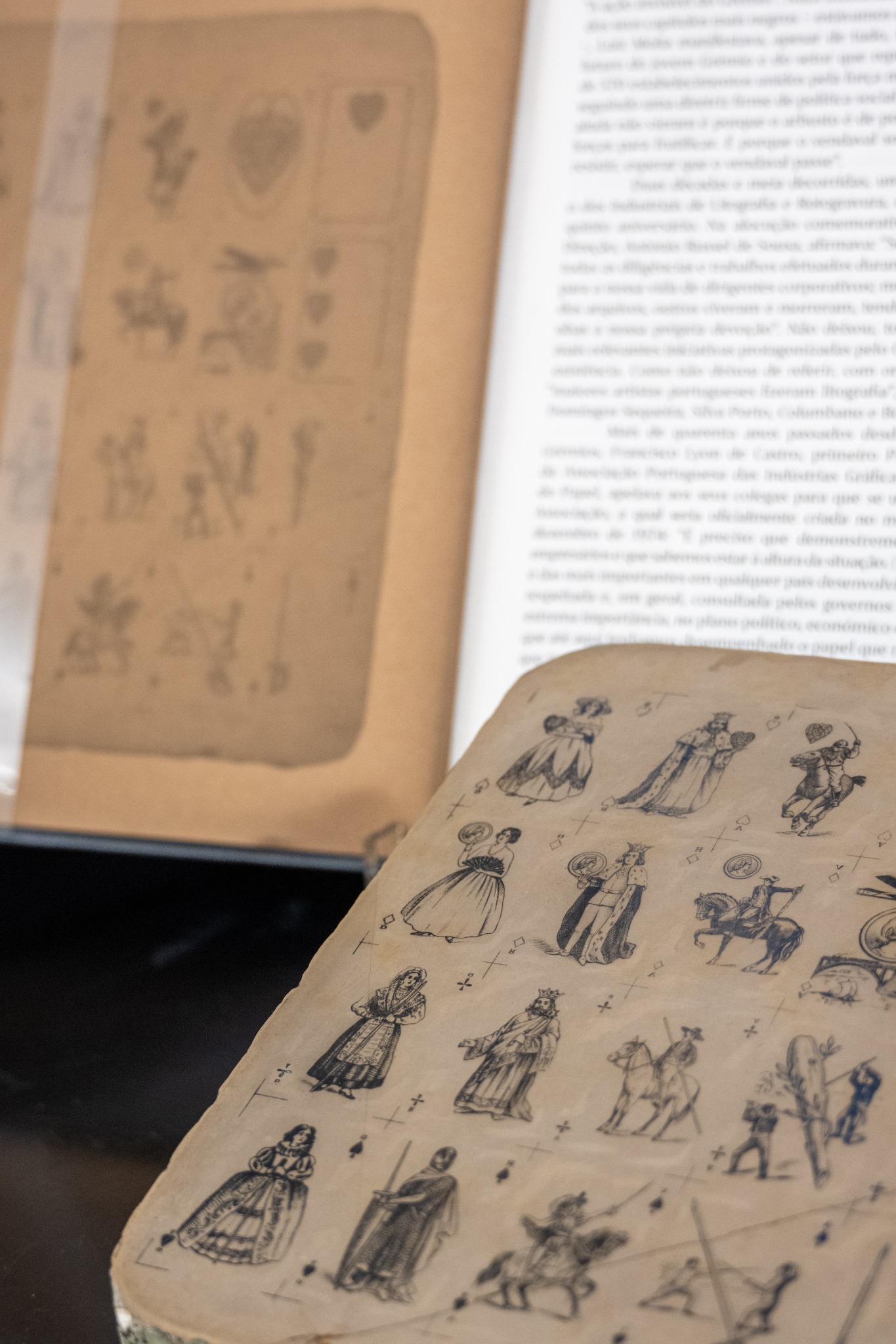Pormenor de uma peça histórica exposta na mostra sobre o associativismo gráfico